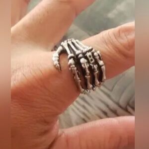 Silver Gothic Skeleton Ring